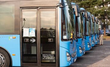 FOTO: Obyvatelia Trenčianskeho kraja si za lístky MHD priplatia 