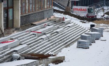 FOTO: Revitalizácia pešej zóny sa približuje návrhom. Objavy z minulosti oživia modernú pešiu zónu