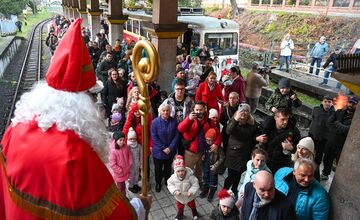 FOTO: Jazdy trenčianskou električkou