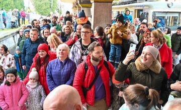 FOTO: Jazdy trenčianskou električkou