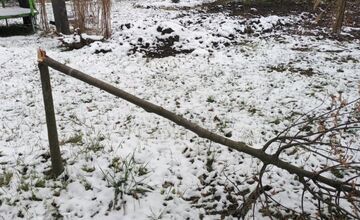 FOTO: Vandalizmus v Ladcoch