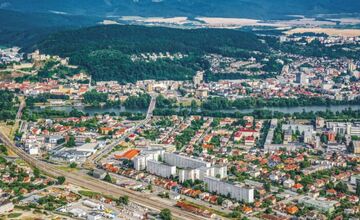 FOTO: V Trenčíne mesto schválilo zmeny územného plánu 