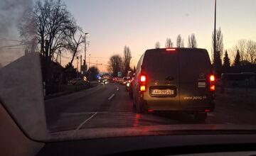 FOTO: Nehody v Novákoch aj pri Beckove