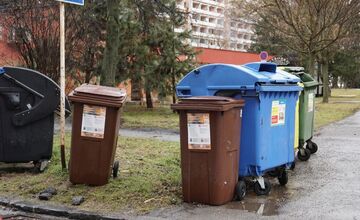 FOTO: Obyvatelia Trenčína majú opäť nárok na 200 litrov kompostu zdarma
