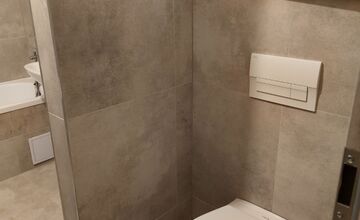 FOTO: V Brezovej pod Bradlom odovzdali byty na Piešťanskej ulici novým majiteľom