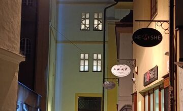 FOTO: Trenčania môžu posielať fotografie z mesta, maliarka chce namaľovať album 