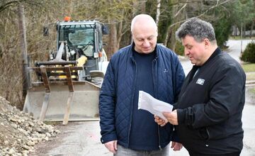 FOTO: Považskobystričania budú jazdiť po bezpečnejších cestách 