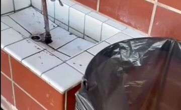 FOTO: Železničná stanica v Trenčíne je tŕňom v oku Trenčanov aj cestujúcich 