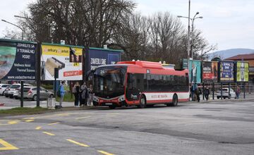 FOTO: Začína sa obnova autobusovej stanice v Trenčíne, práce potrvajú do konca roka