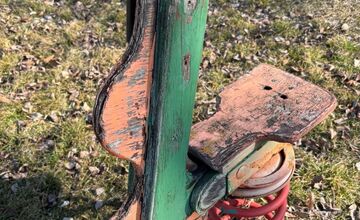 FOTO: Myjavčanka sa pýta na rekonštrukciu ihriska, mesto má iné plány