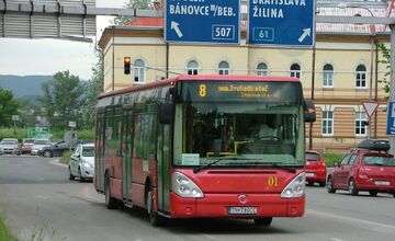 FOTO: Mesto Trenčín vyhovelo časti petície za predlženie autobusovej linky 16