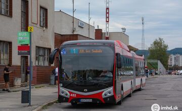 FOTO: Mesto Trenčín vyhovelo časti petície za predlženie autobusovej linky 16