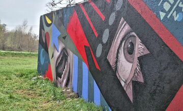 FOTO: Graffiti maľba v Partizánskom sa miestnym nepáči, chcú radšej prírodu