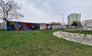 FOTO: Graffiti maľba v Partizánskom sa miestnym nepáči, chcú radšej prírodu