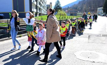 FOTO: Pozrite sa, ako vyzeralo vynášanie Moreny v Trenčianskych Tepliciach
