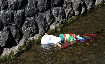 FOTO: Pozrite sa, ako vyzeralo vynášanie Moreny v Trenčianskych Tepliciach