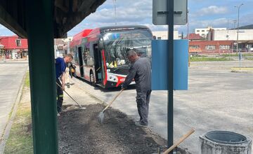 FOTO: Autobusová stanica v Trenčíne prechádza komolenou rekonštrukciou 