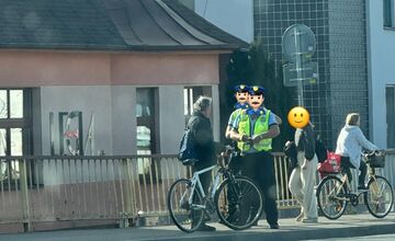 FOTO: Obyvateľov Trenčína rozhádala fotografia zo starého mosta 