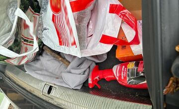 FOTO: V okrese Partizánske zabavili policajti mužovi takmer dve kilá drog 