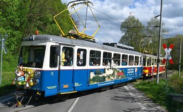 FOTO: Veľkonočnú električku sprevádzalo takmer tisíc cestujúcich