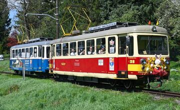 FOTO: Veľkonočnú električku sprevádzalo takmer tisíc cestujúcich