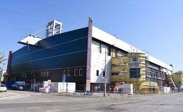 FOTO: Rekonštrukcia za 8,5 milióna mení tvár trenčianskeho zimného štadióna