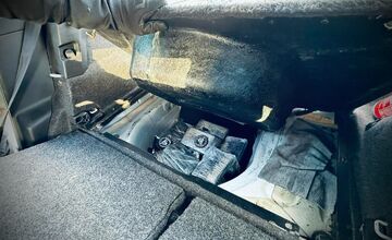 FOTO: Rekordný úlovok. Polícia zadržala Prievidžana Mariána vyše 9 kilogramami kokaínu za viac ako milión eur