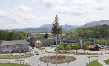 FOTO: Zlodeji na Považí nechávajú za sebou spúšť, prepichnú a vyprázdnia nádrž auta 