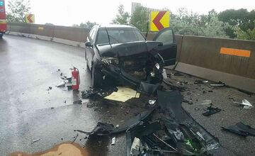 FOTO: Nehoda pred Kostolnou- Záriečie pri Trenčíne, vyzerala hrozivo 