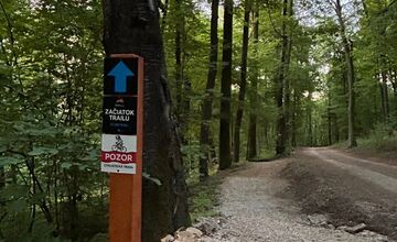 FOTO: Cez víkend otvárajú nový cyklistický trail na Brezine 