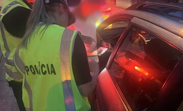 FOTO: Trenčianska železničná polícia v akcii: Cyklista nafúkal, priestupkov bolo trinásť