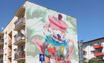 FOTO: Na Novinách v Trenčíne rozkvitlo umenie. Obyvatelia obdivujú nové murály v podchode aj na bytovke
