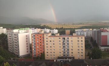 FOTO: Obyvatelia Trenčína a okolia zdieľali fotografie búrky, ktorá sa prehnala krajom 