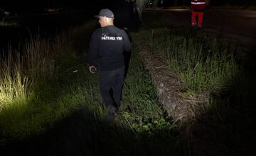 FOTO: Pohotovostný pátrací tím pátral po nezvestnej Michaele z Brezovej nad Bradlom