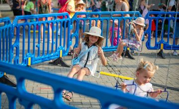 FOTO: Spomienky na prázdniny ožijú: Marhuľová párty plná hudby a hier v Novom Meste nad Váhom