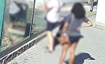 FOTO: Návštevníci v zoologickej záhrade v Bojniciach opäť arogantne odignorovali prísny zákaz kŕmenia zvierat 