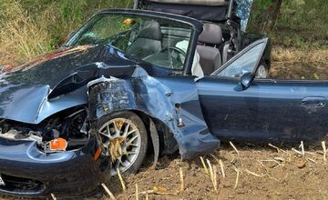 FOTO: Hasiči zasahovali pri nehode v Nitrianskom Pravne, jedna osoba sa zranila