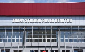 FOTO: Zimný štadión Pavla Demitru napriek rekonštrukcií sprístupnia na Hlinka Gretzky CUP