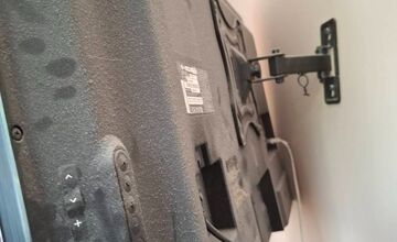 FOTO: Trenčanka Michaela zverejnila fotografie bytu po neporiadnych nájomníkoch 