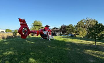 FOTO: Chlapcovi s popáleninami prišiel na pomoc záchranársky vrtuľník 