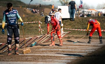 FOTO: V Domaniži sa zrejme stali veci inak, ako sa spočiatku zdalo 