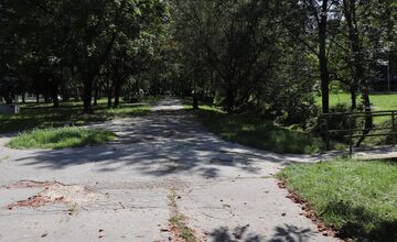 FOTO: V Dubnici na Váhom začnú s rekonštrukciou lávok  