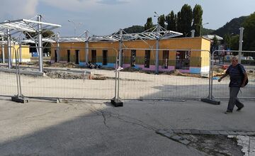 FOTO: Nová autobusová stanica v Trenčíne už naberá reálne kontúry 