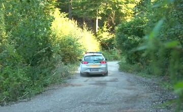 FOTO: Muž pri Trenčíne ohrozoval v lese poľovníkov aj políciu 