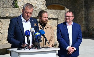 FOTO: Trenčiansky hrad dostal nový šat. Čo všetko sa na ňom vylepšilo?