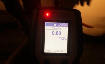 FOTO: V okresoch Trenčín a Ilava prebehli policajné kontroly. Čo odhalili?