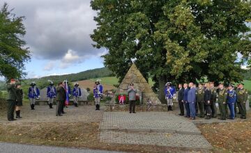 FOTO: Ozbrojené sily oslavujú v Brezovej, mesto sa pripravuje na veľký program