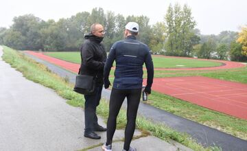 FOTO: Schody ku Zátoke pokoja v Trenčíne sú nebezpečné 