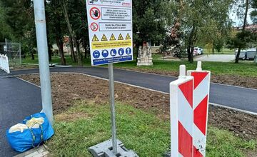FOTO: Cyklisti v Partizánskom sa dočkajú, pribúdajú nové kilometre mestského cyklochodníka