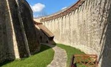 FOTO: Trenčiansky hrad upravuje prevádzkové časy, začína zimný režim 